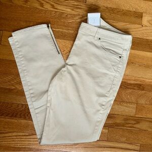 NWT Chico’s Ultimate Fit Ankle Slacks